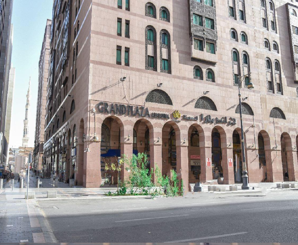 Grand Plaza Madinah Hotel adalah salah satu layanan penginapan dari Travel Umroh bernama Artha Travelindo Madani