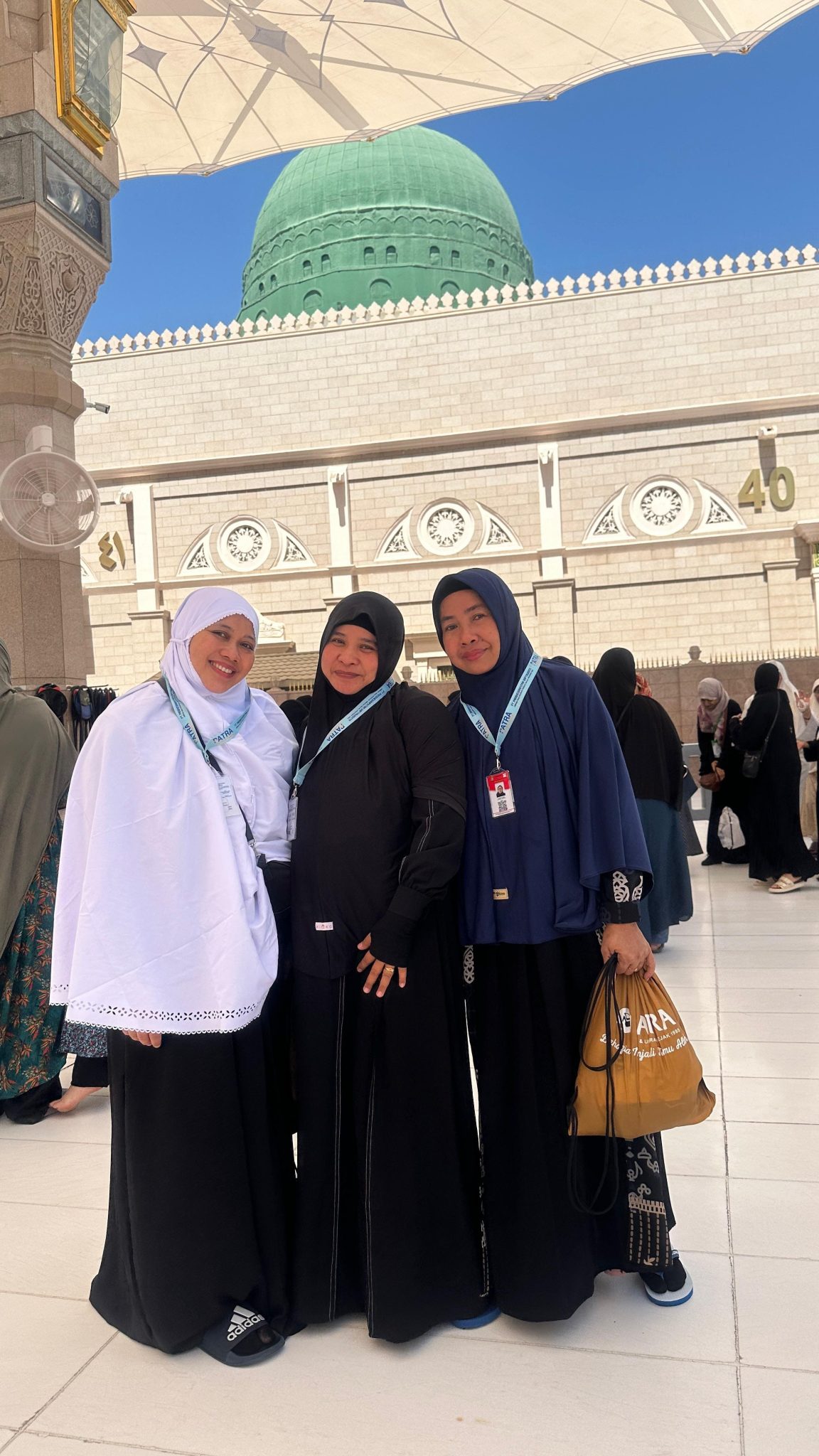 Umroh 12 Hari bersama travel umroh Artha Travelindo Madani