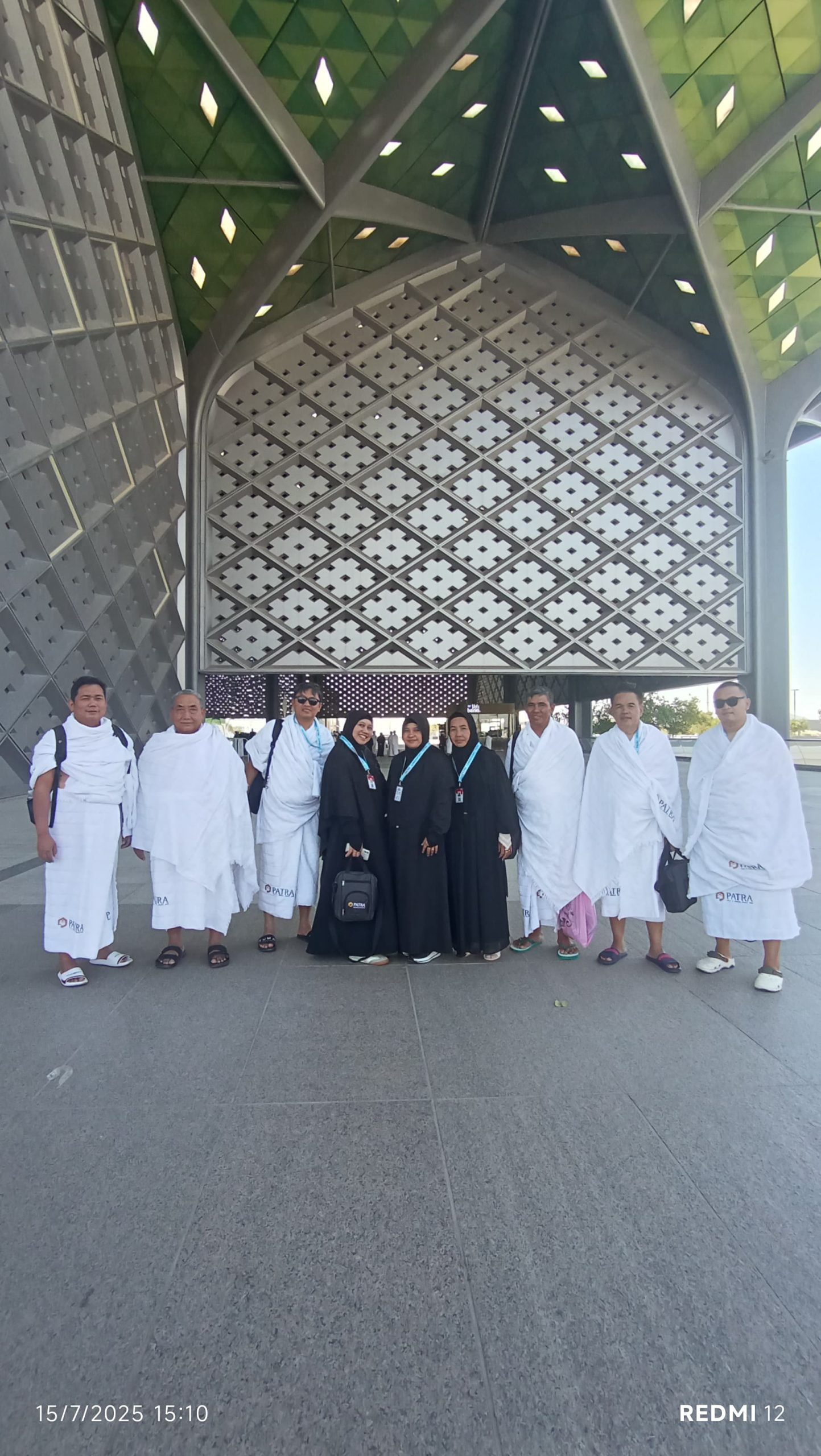 Umroh 9 hari bersama travel umroh Artha Travelindo Madani